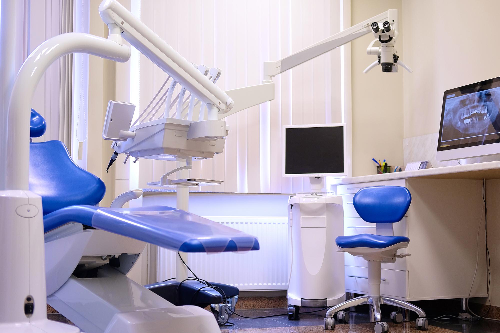 concept-interior-new-modern-dental-clinic-office-dental-equipment (1)
